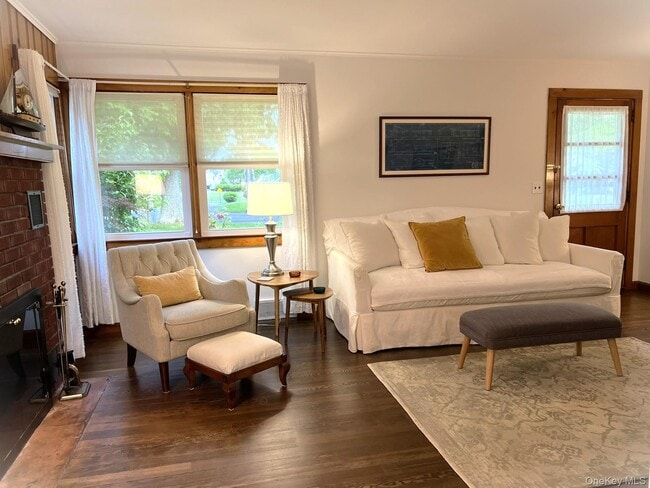 Building Photo - 105 Krause Rd