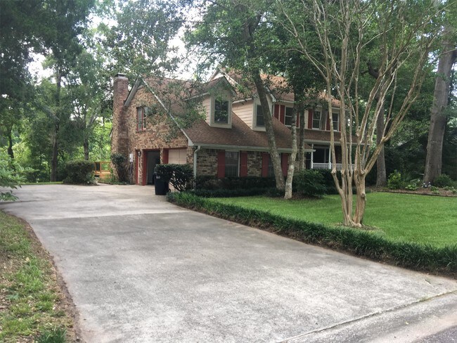 Building Photo - 202 Shaftesbury Ln