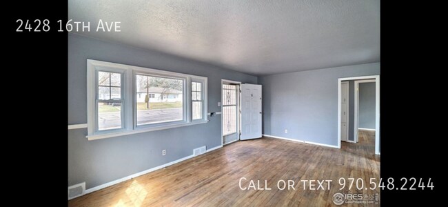 Foto del edificio - 2428 16th Ave
