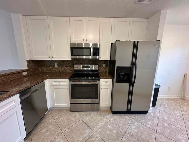 Foto del edificio - 1602 Coastal Bay Blvd