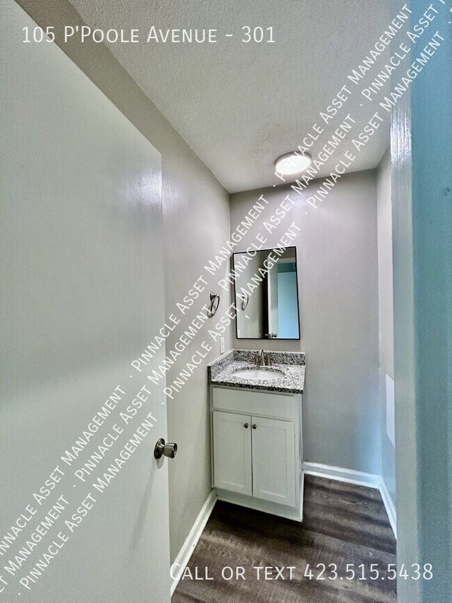 Photo - 105 P'Poole Ave Apartment