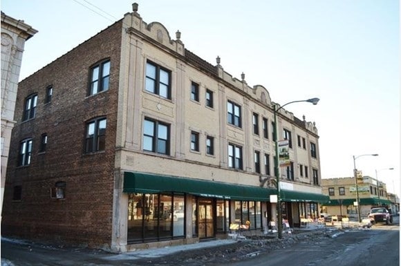 Building Photo - 2235 E 71st