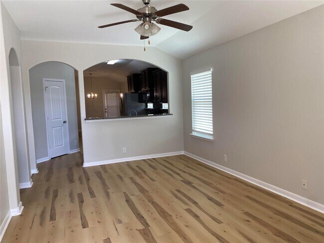 Building Photo - 1017 Stewart Dr