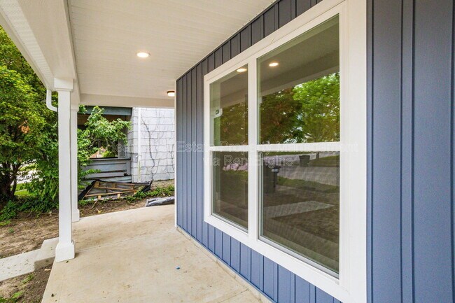 Foto del edificio - 117 Wisconsin Ave