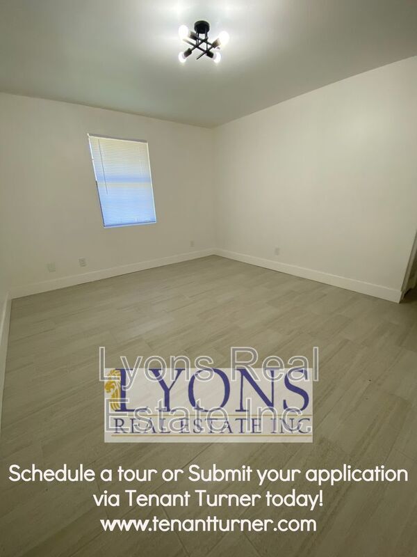 Building Photo - 1102 S Gordon Ave