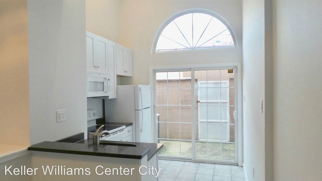 Building Photo - 2 br, 2 bath House - 729 Pemberton Street