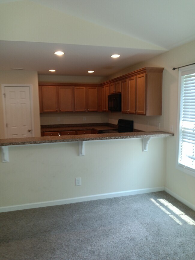 Building Photo - 409 Cheticamp Ct