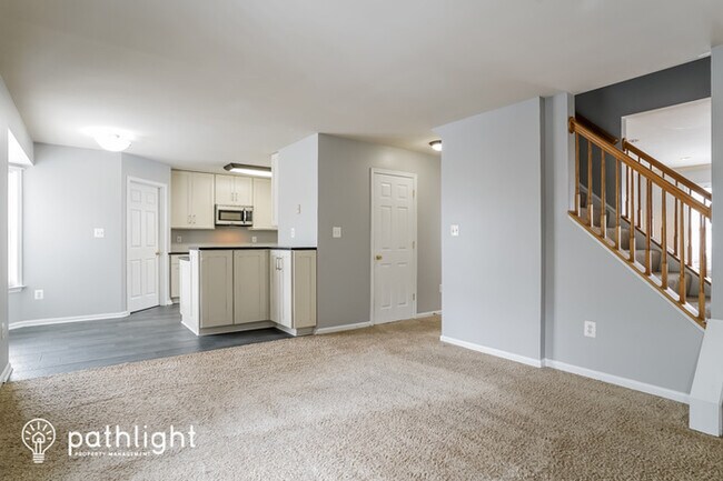 Building Photo - 100 George Thomas Dr, Frederick, MD, 21702