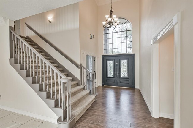 Building Photo - 5411 Summer Snow Dr