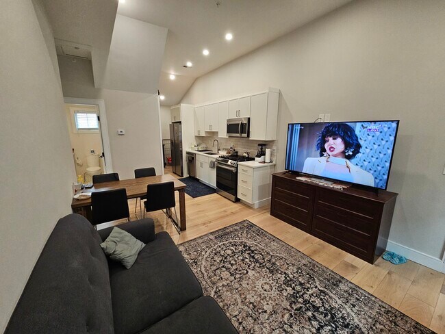 Foto del edificio - 9 Everett Sq