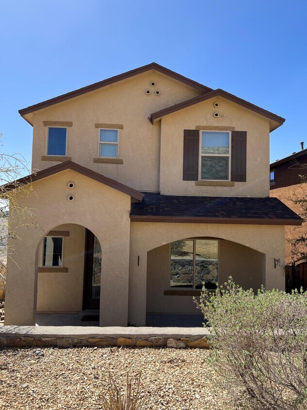 Primary Photo - 6720 Red Canyon Sage Ln
