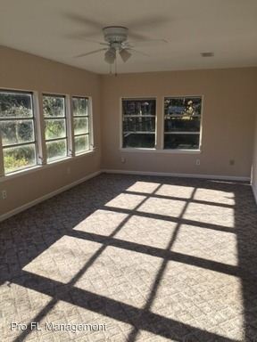 Foto del edificio - 31335 State Road 44