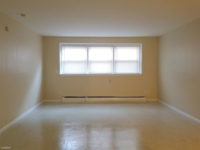 Foto del edificio - 2 br, 1 bath  - 119 Blake St 103