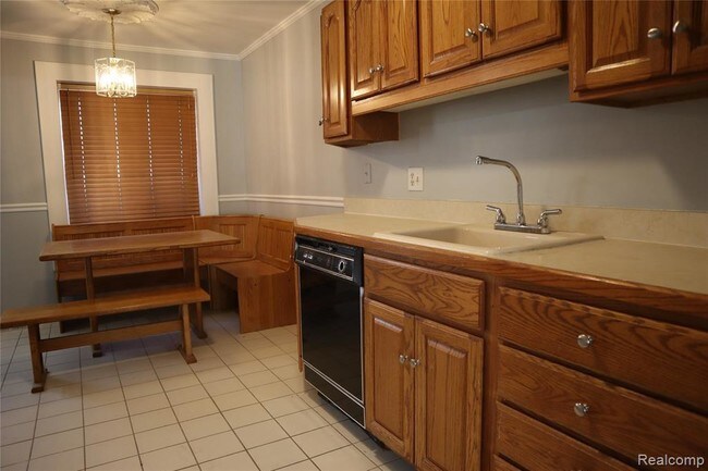 Building Photo - 13968 Champagne Dr