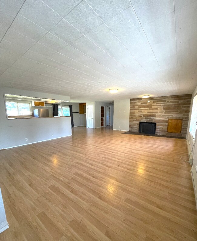 Foto del edificio - 1112 Yew St