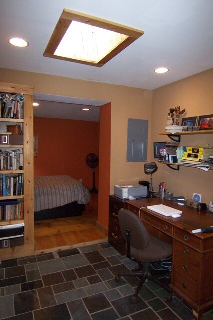 Office, Skylight, Custom Shelves, Step up to Bedroom - 374 NY-208