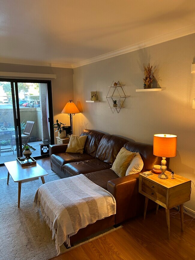 Foto del edificio - 12067 Alta Carmel Ct