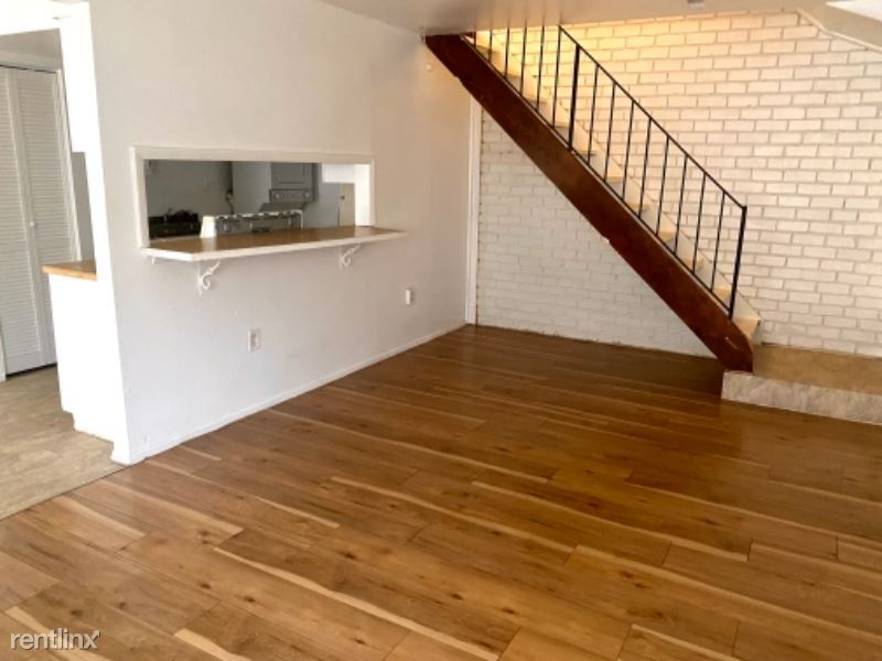 Primary Photo - 2 br, 1 bath Condo - 830 Windstream Way