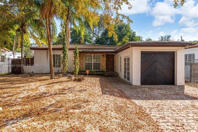 Foto del edificio - 4220 SW 13th St