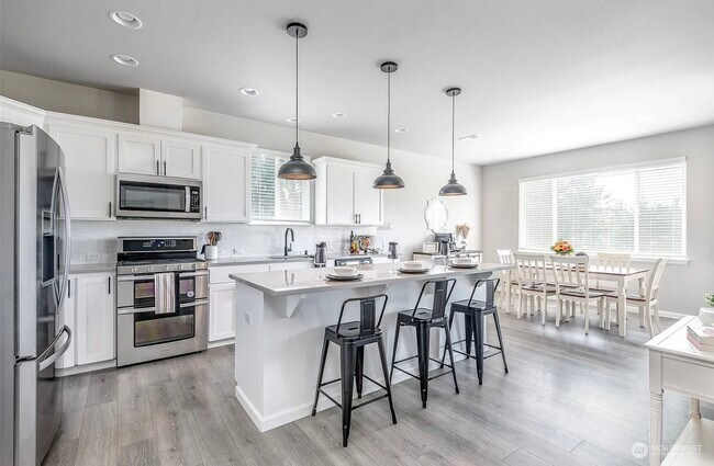 Foto del edificio - 18028 38th Ave Ct E