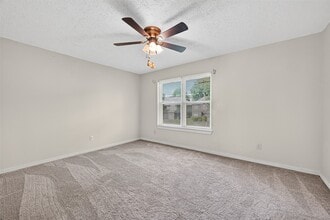 Building Photo - 2918 Colonel Ct Dr