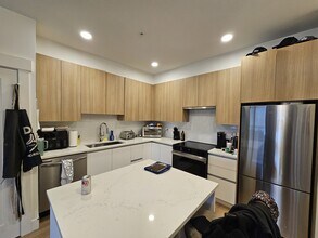 Building Photo - 11907-11223 223 St