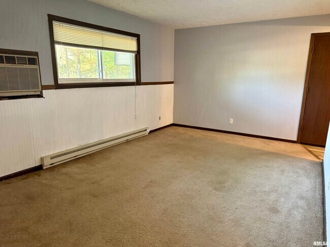 Building Photo - 4211 US-6