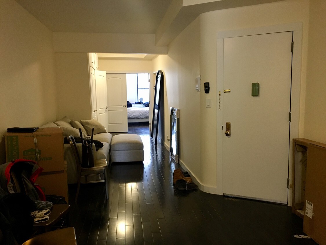 Foto principal - 1625 2nd Ave