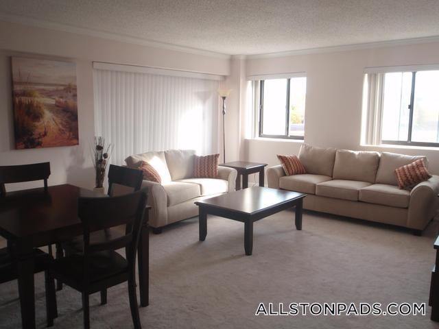 Foto principal - 15 N Beacon St