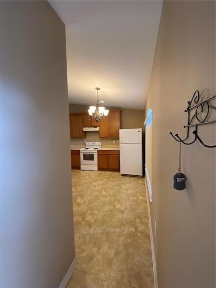 Building Photo - 6069 SW 131st Ln