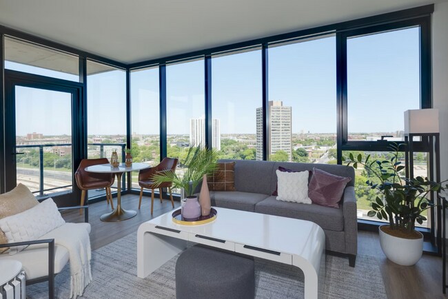 Foto del edificio - 2044 W Harrison St