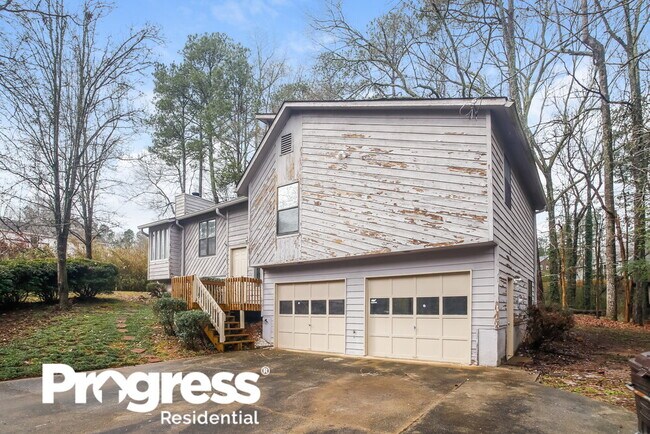 Foto del edificio - 4180 Woodcrest Dr