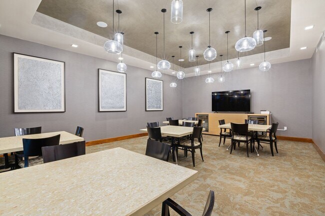 Foto del edificio - Luxury PH. Ocean Views. Resort Like Amenities