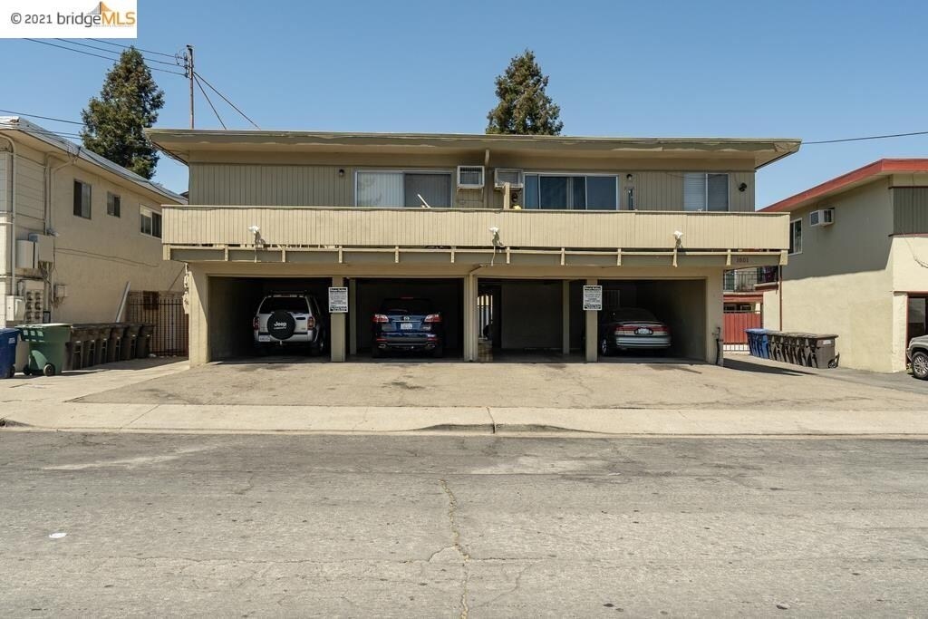 Primary Photo - 1601 Frisbie Ct