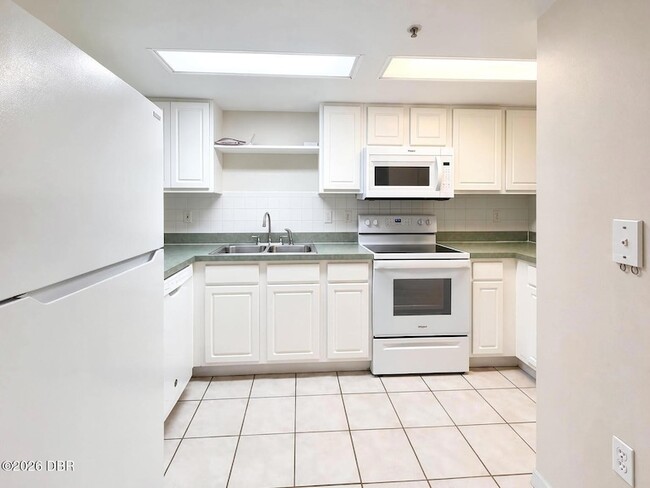 Photo - 711 N Halifax Avenue Unit 106 Apartment