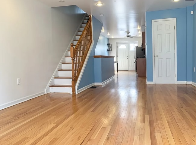 Photo - 2433 Manton St (Philadelphia, PA) Townhome