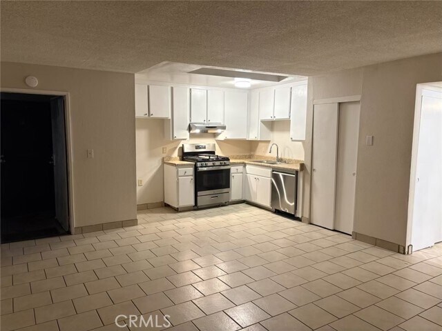 Foto principal - 419 E Sycamore St