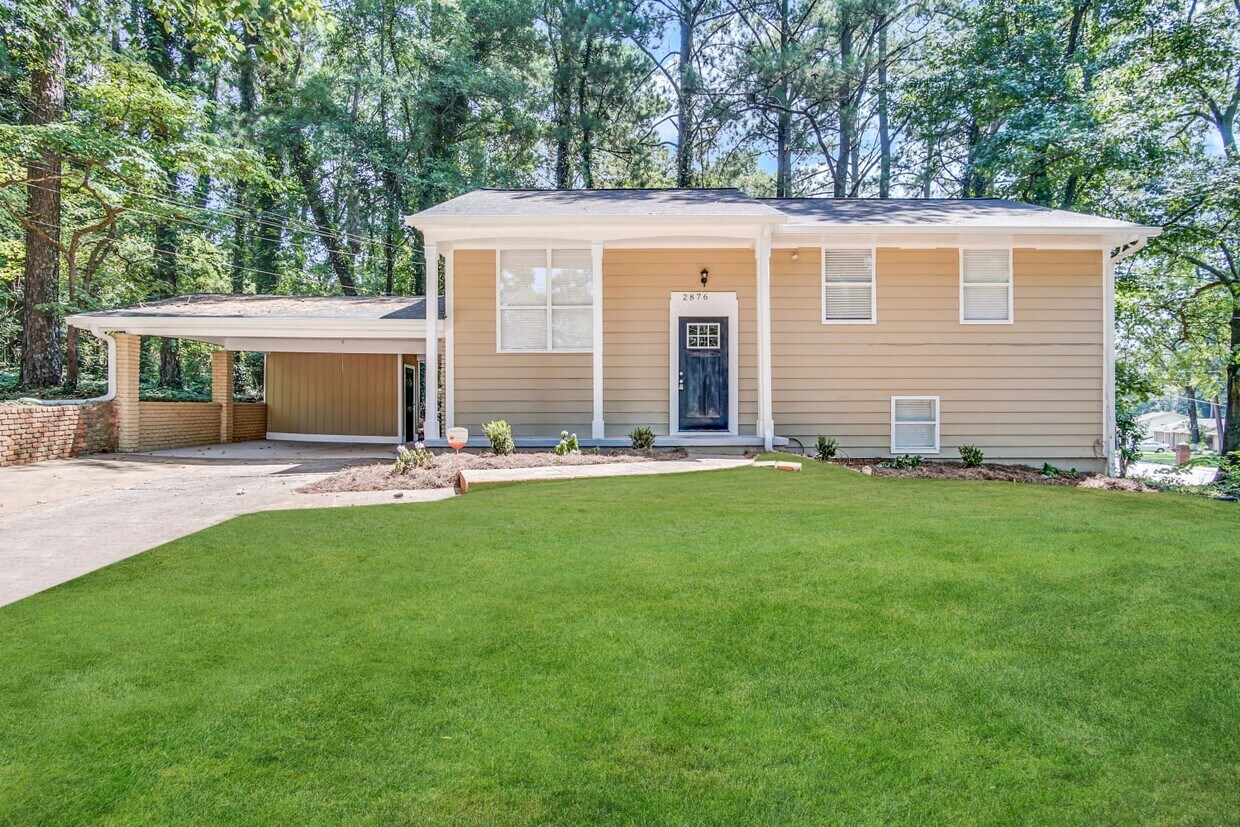 Primary Photo - 2876 Battle Forest Drive