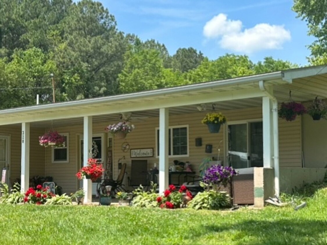 Primary Photo - 3 Bedroom Single Family Home in Goreville