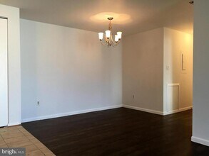 Building Photo - 13215 Dairymaid Dr