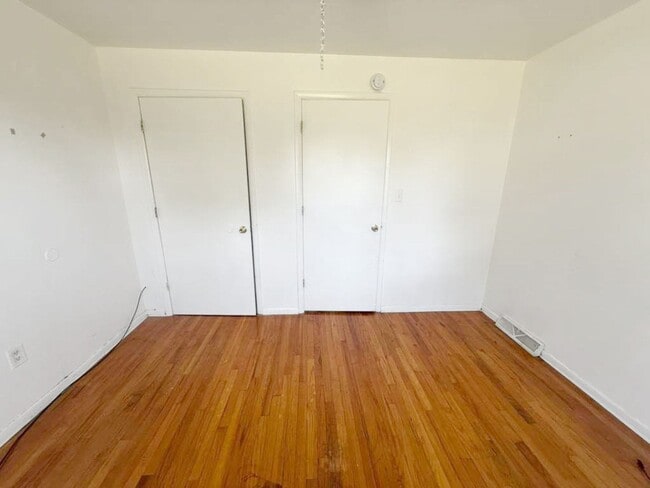 Building Photo - 4889 Banbury Ct