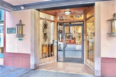 Building Photo - 455 E Ocean Blvd