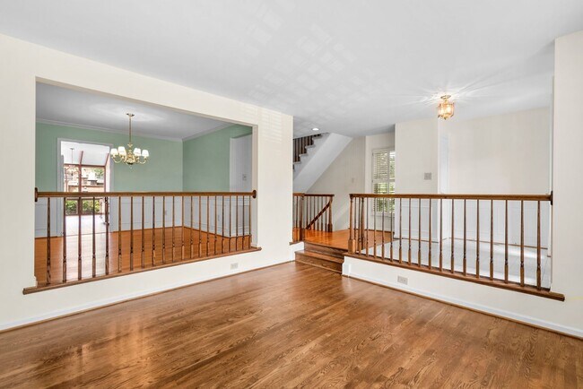Foto del edificio - 3 Bed 3.5 Bath - Rockville Townhouse - Fin...