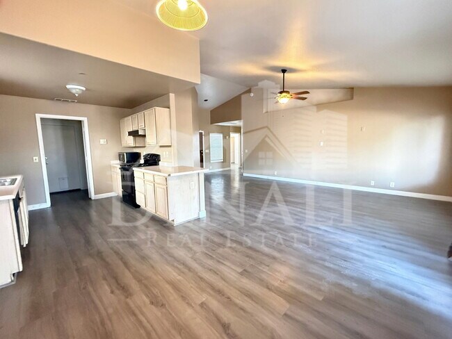 Foto del edificio - 10225 W Windsor Blvd