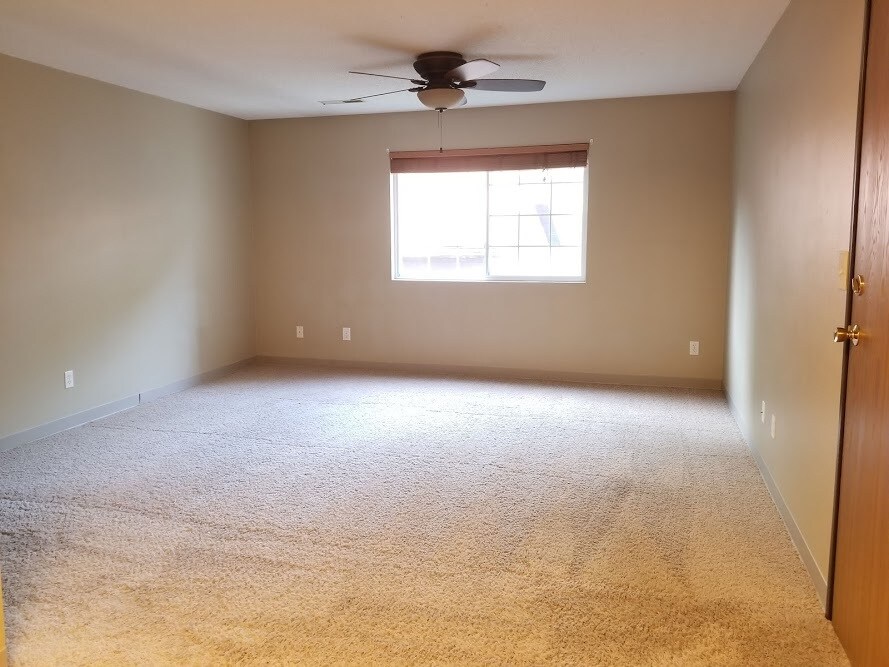 Living Room - 930 Boston Way