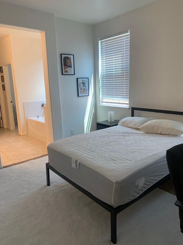 Foto principal - 741 Suzanne Dr