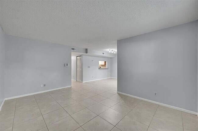 Foto del edificio - 796 NW 91st Terrace