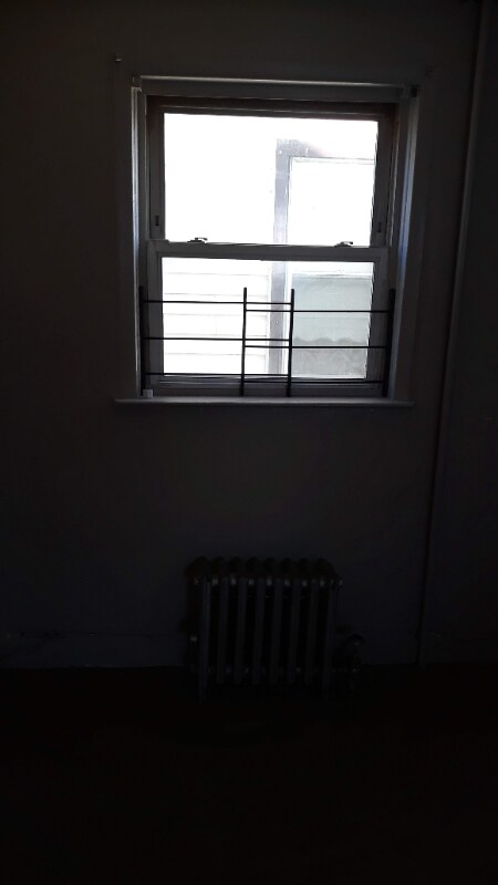 Foto del edificio - 972 E 81st St