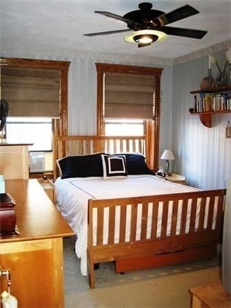 Building Photo - 61 Park Dr