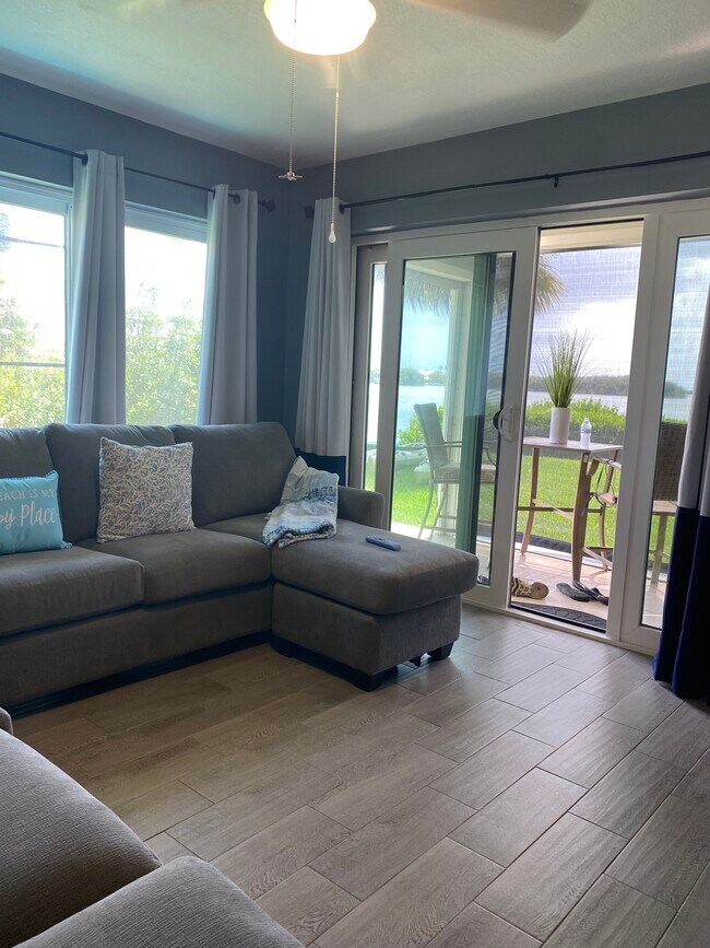 Living Room..steps away from the river - 190 Seminole Ln